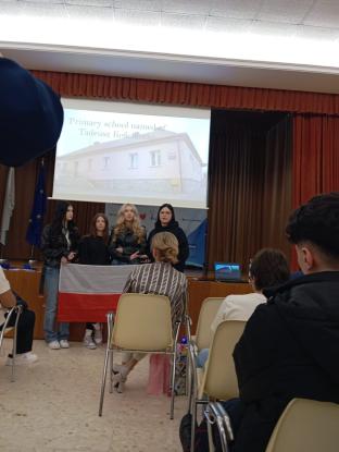 Erasmus + (Anfitriones) - parte I - Foto 15