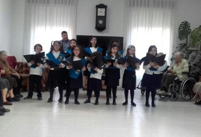 Visita a las madres mayores (Valenz�) - Foto 1