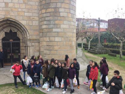 Campa�a solidaria de alimentos - Foto 1