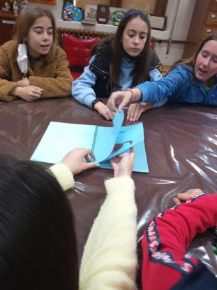 6� EP ELABORA UN POEMARIO CON MOTIVO DEL D�A DEL LIBRO 2022 PARA DONAR A LA BIBL - Foto 2