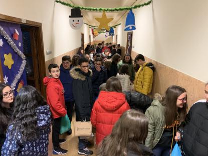 ENTREGA DE ALIMENTOS A LA PARROQUIA - Foto 4