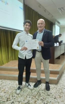 LUIS ARCELLE GANADOR DEL IX CONCURSO "A CIENCIA EN ACCI�N" - Foto 6