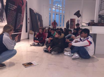 Visita guiada al Centro cultural Marcos Vac�rcel �Sempre Xonxa� - Foto 1